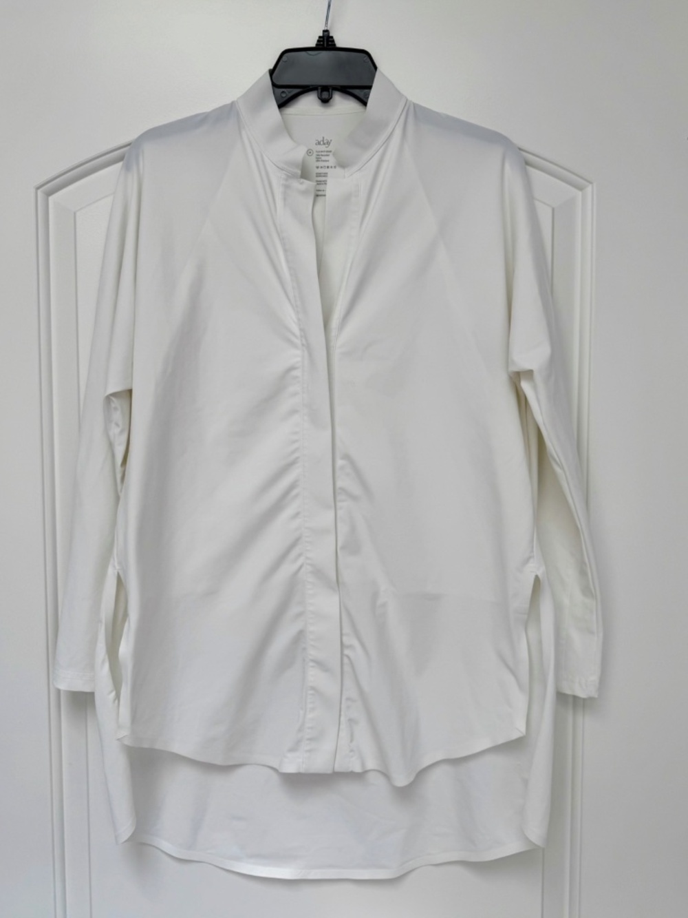 Women’s Aday Something Borrowed Long Sleeve Top Size Medium
